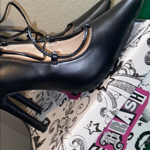 Heels - Picture 9 of 9